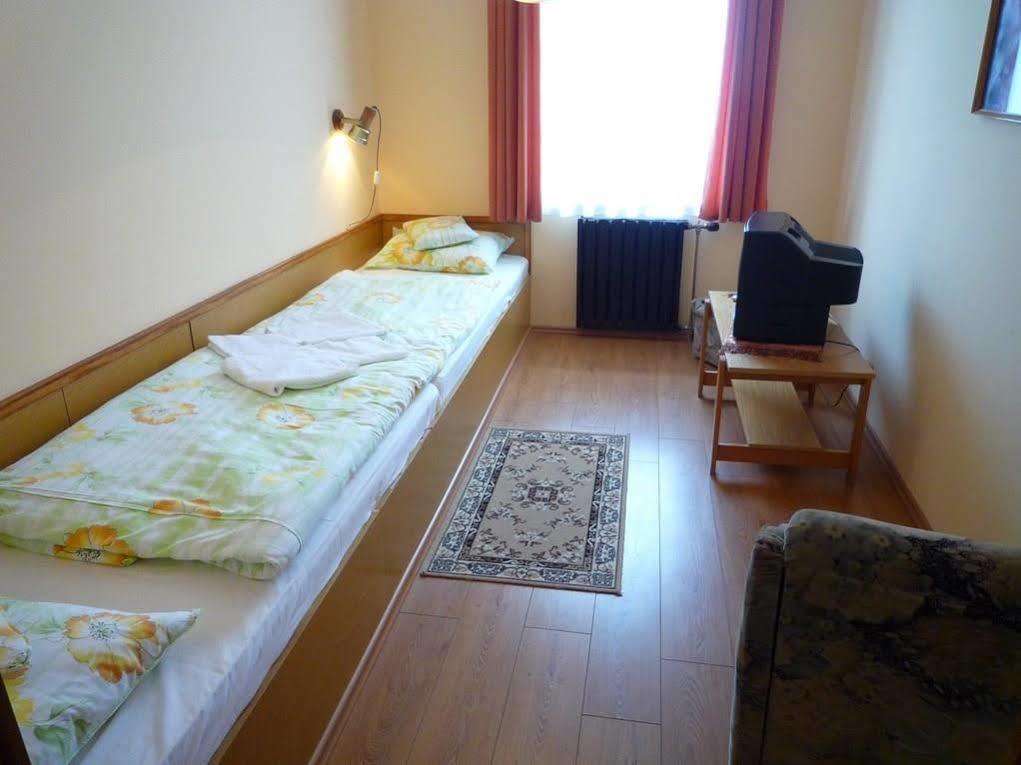 Hotel Orchidea Balástya Eksteriør bilde